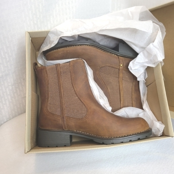 Clarks Leather Boots Orinoco Club Ankle Booties 6 NWOT - Picture 7 of 7